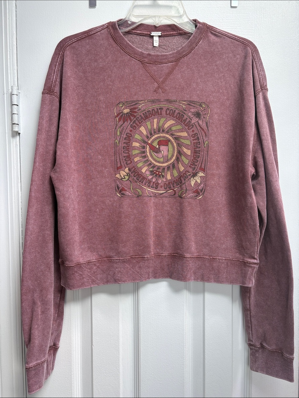 New Techstyles Steamboat Colorado Vintage-Inspired Mauve Graphic Sweatshirt L !